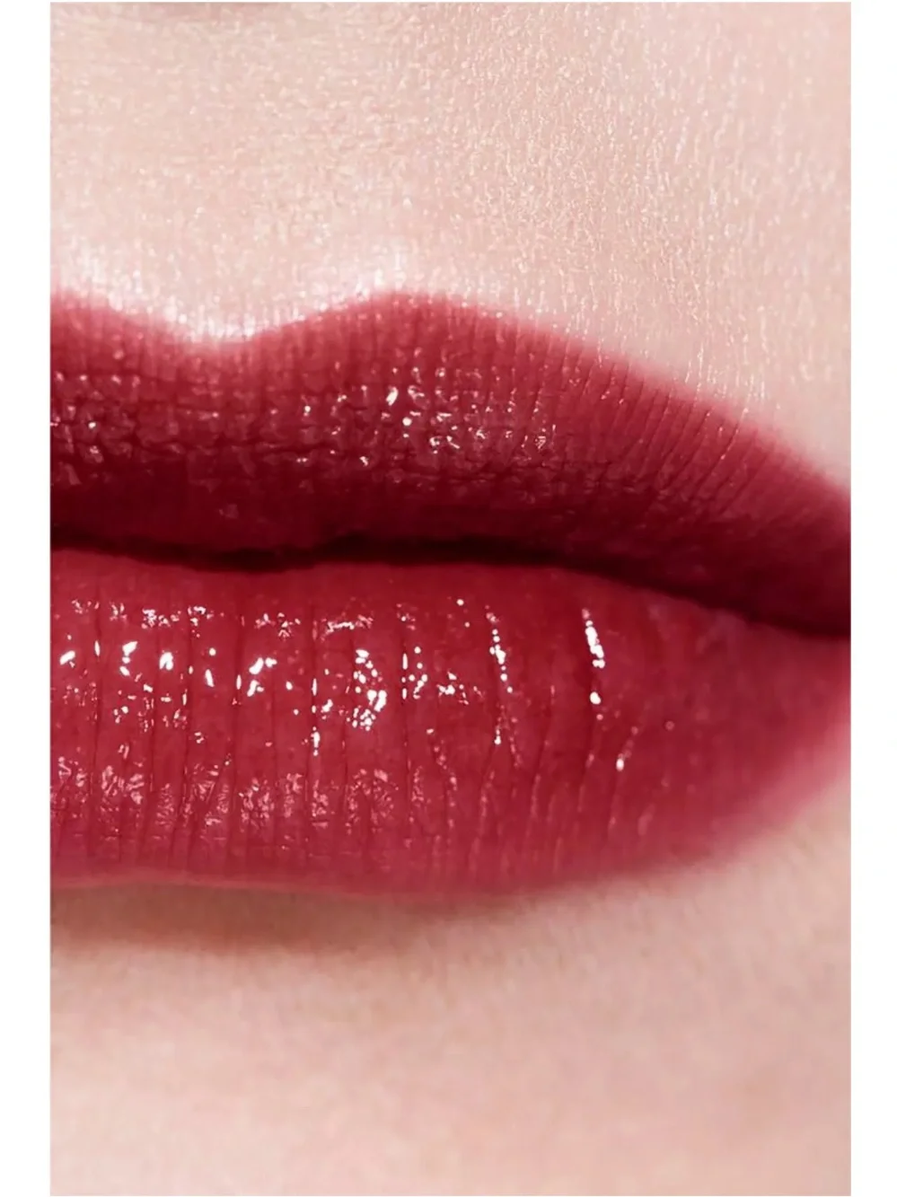 CHANEL ROUGE COCO FLASH Hydrating Vibrant Shine Lip Colour 106 Dominant $53